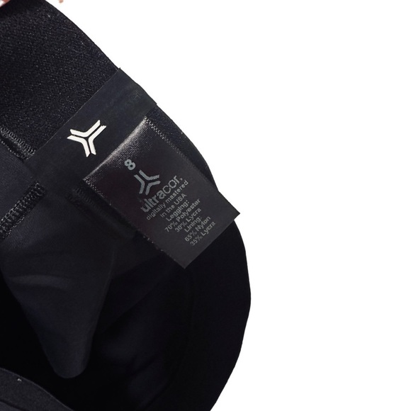 Ultracor Leggings Womens Size 8 Black Red Gray Geometric Print - Picture 3 of 5